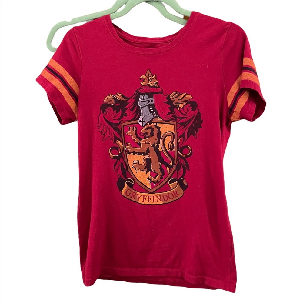 Harry Potter Gryffindor Ladies Fitted Short Sleeve Graphic Shirt size XL - Picture 2 of 5